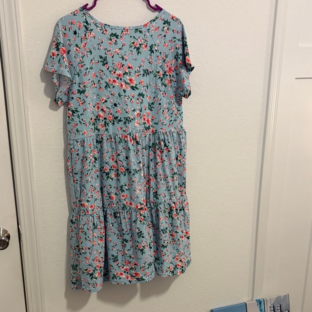 Haptics Floral Midi Dress in Blue Size Small Cottagecore Boutique - Picture 3 of 6